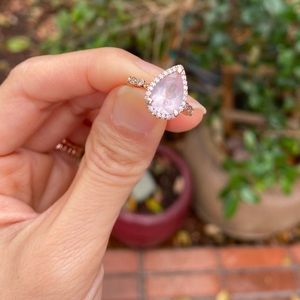 New Morganite Diamonds 14k rose gold size 3.75